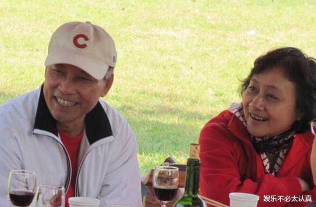 『黄梅莹』70岁黄梅莹：31岁与金鑫因戏生情，结婚36年恩爱如初，儿子是导演