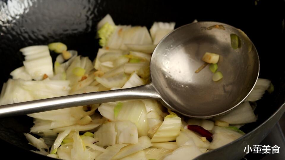 白菜|白菜炖豆腐，先炒白菜还是先炖豆腐？顺序搞错了，难怪不鲜香入味