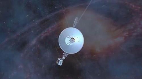 旅行者▲旅行者一号在遥远的星空向地球传回一张照片，科学家看到后沉默了