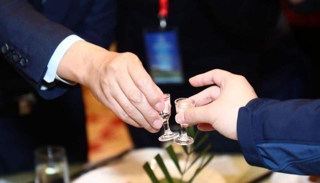 报销@酒局结束，领导私下给你钱，让你结账，傻子才去，聪明人都这样做