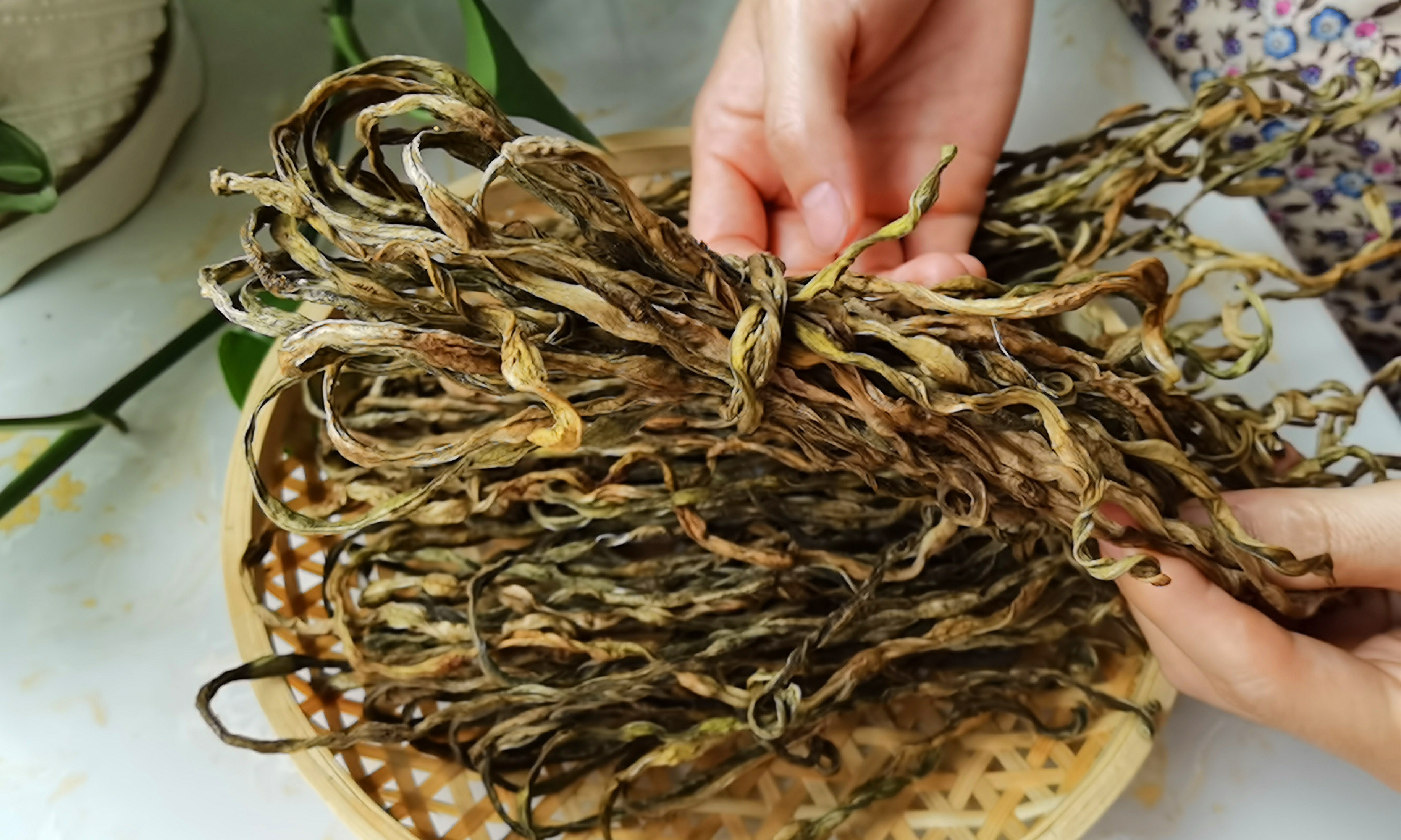 豆角|立秋后，遇到此菜别手软，放得越久越好吃，冬天炖一锅，比肉还香