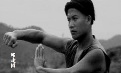 「李现」9岁习武蝉联6届南拳冠军，曾比肩李连杰，37岁却中风癌症复发离世