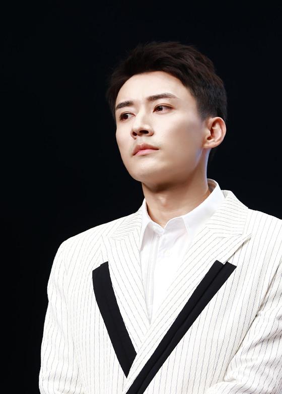 成毅|《琉璃》收官，成毅掉粉6万，“不起眼的他”涨粉两百万，粉丝乐了