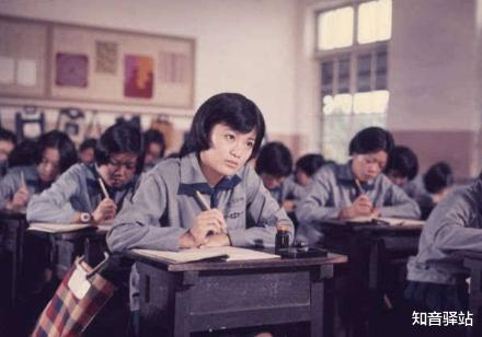 [张艾嘉]20年前，张艾嘉未婚生的儿子，遭绑架勒索1500万，被关7天后自闭