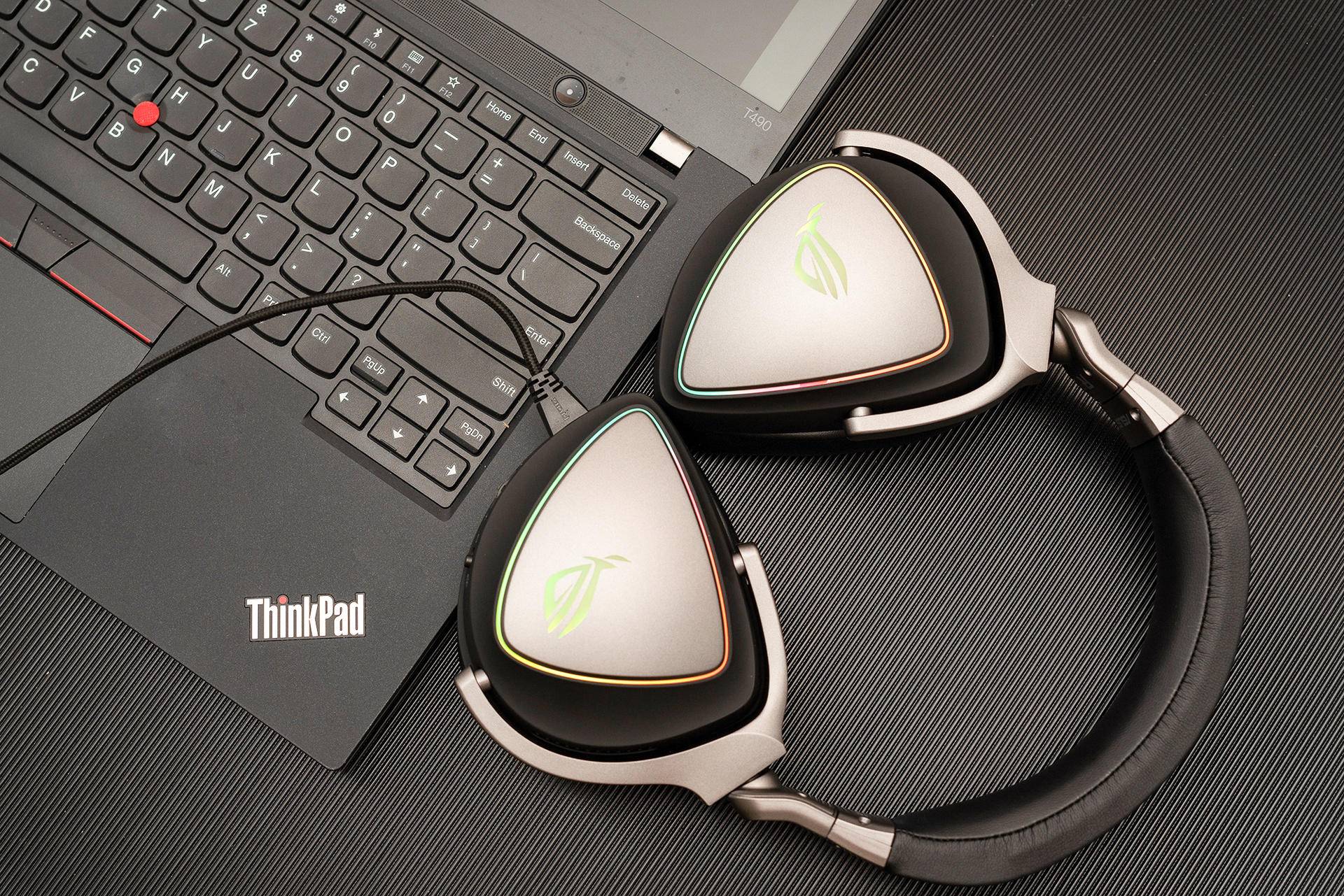 机器人|败家之眼亮了，华硕ROG Delta上手体验，为信仰充值