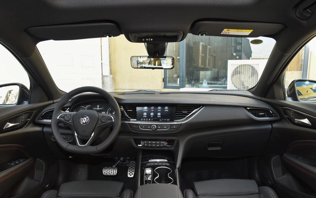 [别克君威]166400元提一辆别克君威靠谱吗？它的油耗低吗？看完你就知道了！