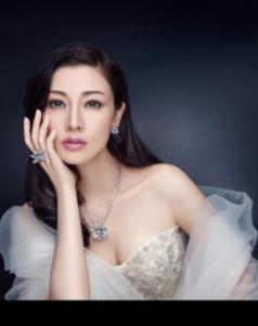 「李嘉欣」李嘉欣入豪门身不由己，婆婆：“不想生孩子就滚蛋，豪门不留人”