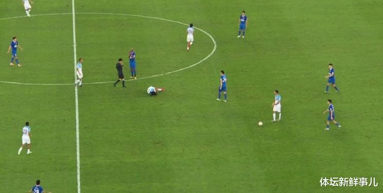 上海申花|耻辱惨败后，申花主帅送了冯潇霆11个字，富力主帅感言让人意外！