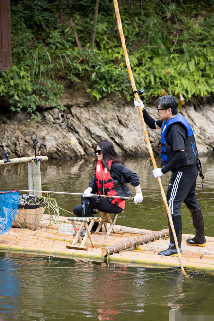 张靓颖|李湘夫妇参加减肥综艺，甜蜜体验农家乐，大肚腩消失瘦身初见成效