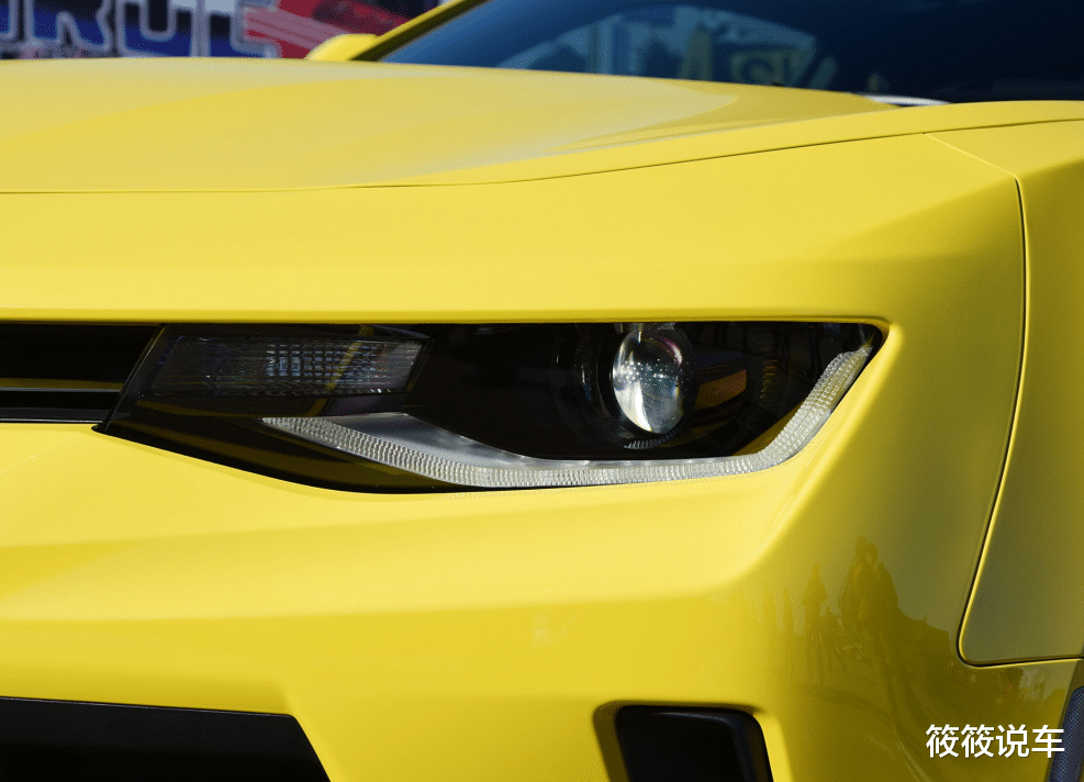 『雪佛兰科迈罗』雪佛兰的“良心豪车”！比宝马Z4好看，2.0T爆275马力，零百5.9秒