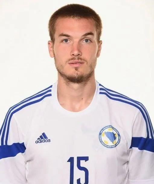 北京国安|5-3！中超3冠王或挑错对手，国安捞“大鱼”恐让最佳主帅一招绝望