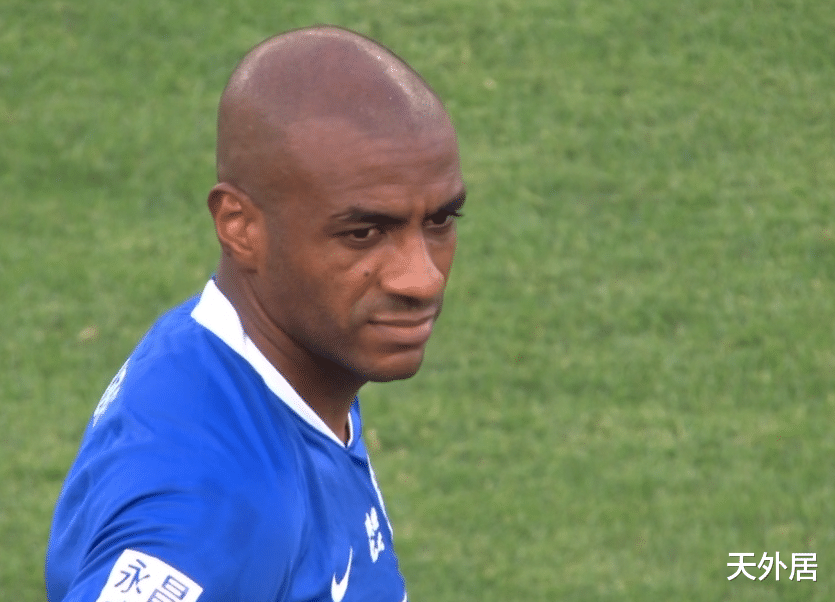 路易斯·穆里奇|34岁穆里奇踢疯了!一己之力导演3-0,一场等待4年的中超胜利