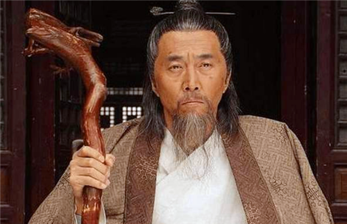 刘伯温|刘伯温斩尽天下龙脉，为何到了长白山扭头就走，刘伯温：保命要紧