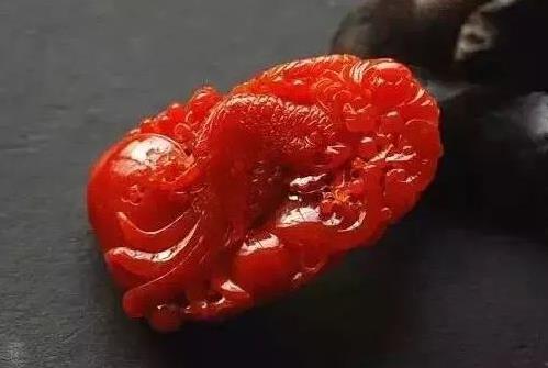 翡翠|极品的翡色翡翠——鸡冠红和鸡油黄翡翠欣赏