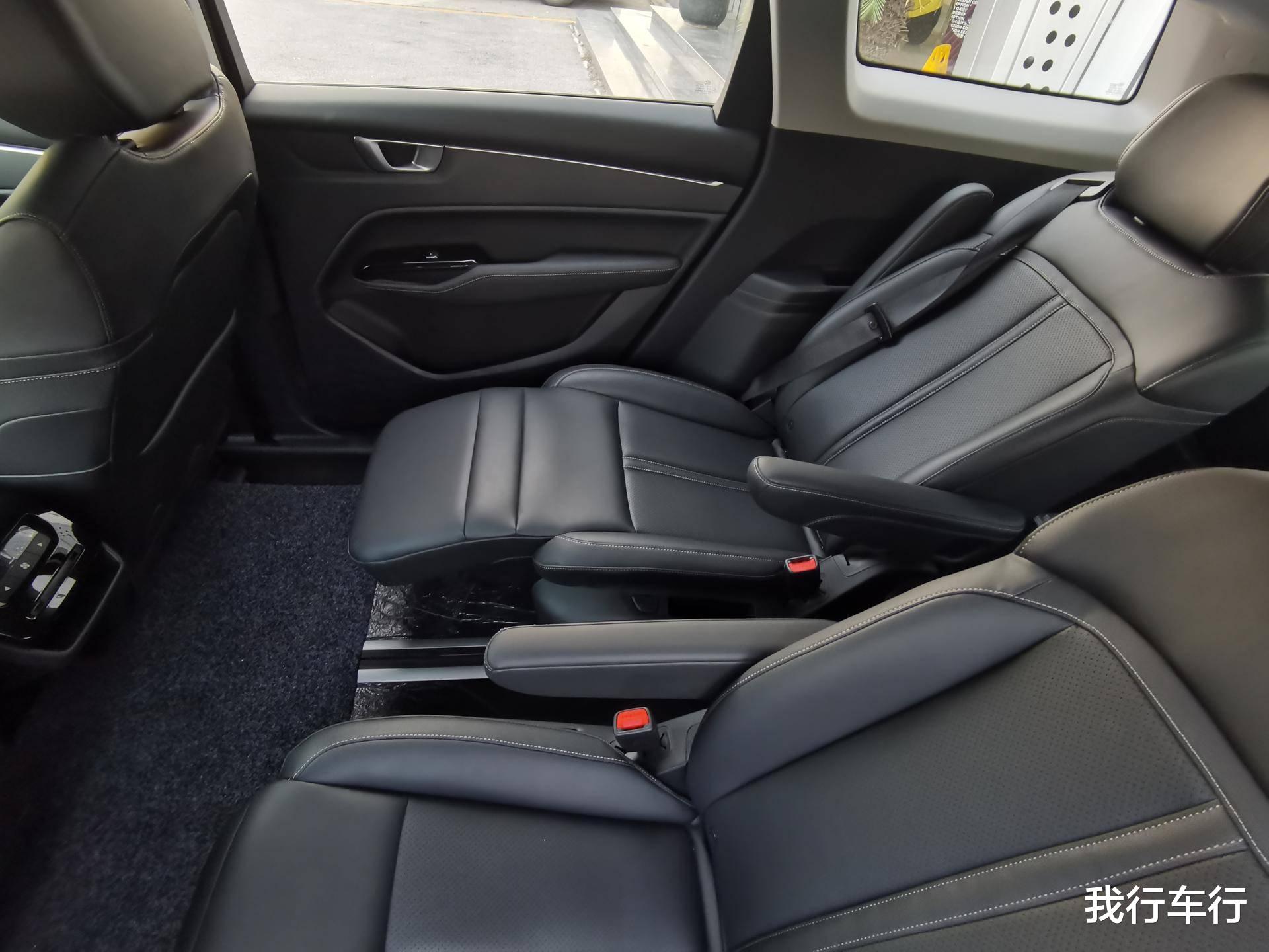 五菱凯捷|大四座的五菱凯捷到底好不好？实地探访，一试便知