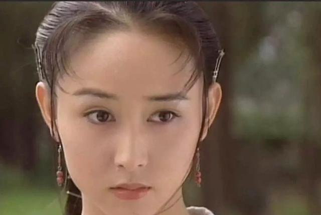 胡静@她们个个都是大美人 但都始终没能大红起来！