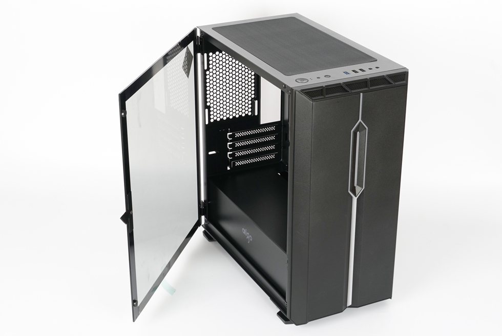 「机箱」5200元给兄弟配一台电脑,有人说我赚了1000多