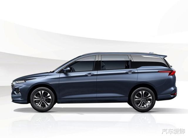 五菱|国产“大六座”高端MPV，搭磁悬式4向座椅，车标高级，容积1514L