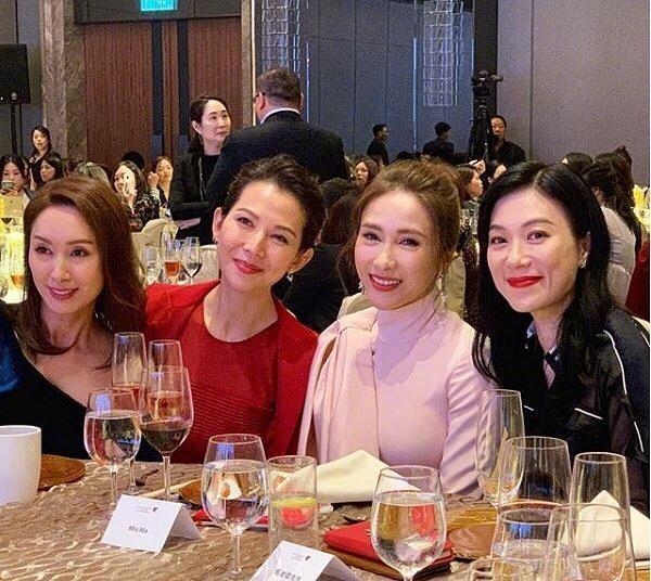 [郭可盈]TVB花旦合体同框，郭可盈黎姿真的好抗老，这么看蒙嘉慧变化好大