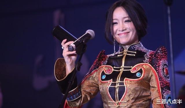 臧天朔|前后4次登上春晚舞台,与恩师同居被迫堕胎,今52岁仍单身一人