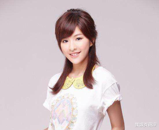 关诗敏|知名女歌手发布新专辑，曾压力太大胖20斤，吃药减肥靠青菜过活