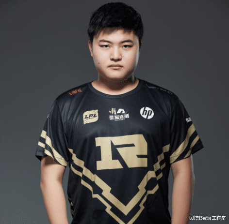 【Uzi】圈内人热议UZI退役！Ruler哭了，解说娃娃：你就是世界第一ADC