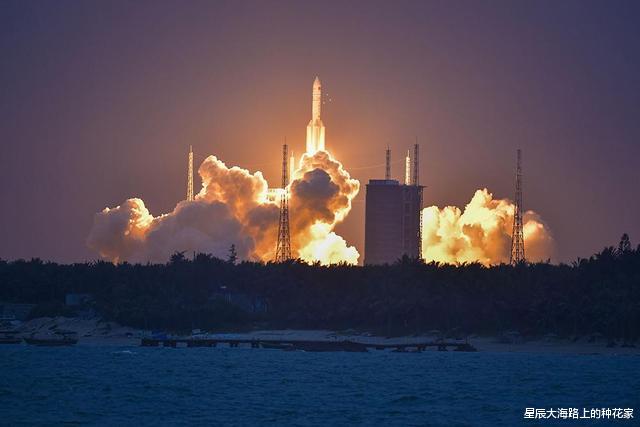 第一宇宙速度|火箭必须达到第一宇宙速度，才能飞出大气层？慢慢飞为什么不行？