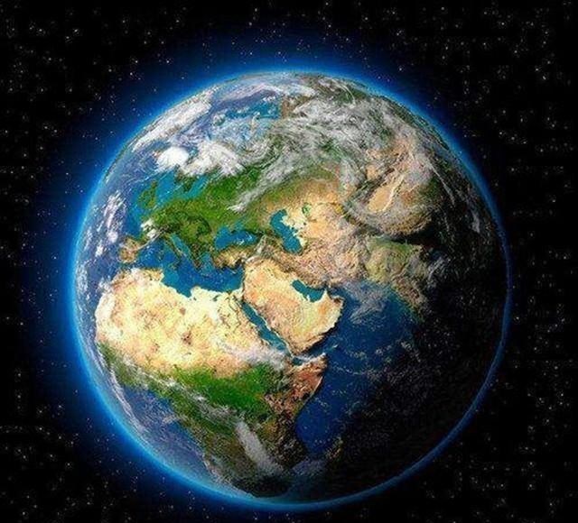 太空垃圾■现在的地球与45年前的地球对比,你会感到深深得害怕与担忧