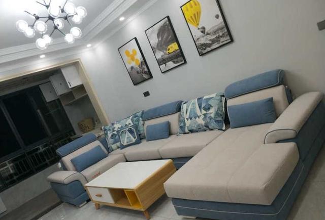 |晒晒装修18万的简欧风，入户玄关超实用大气，客厅沙发见了都赞