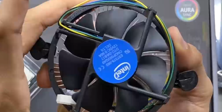 |【有趣】第42期：英特尔的原装散热器是个什么鬼？散热能力实测