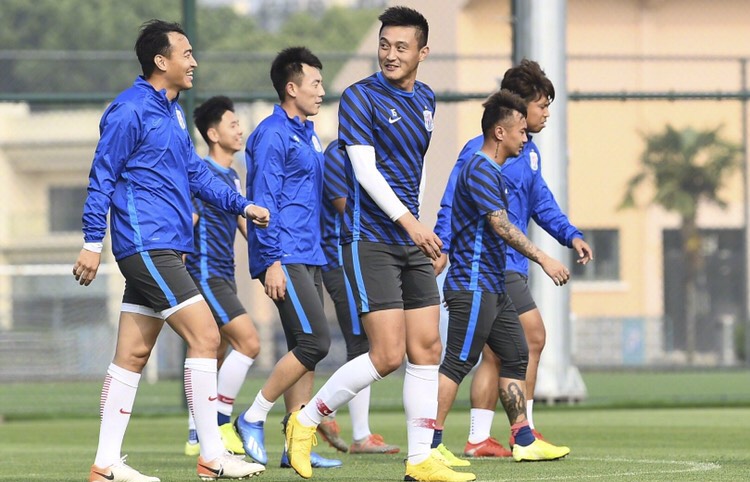 上海申花@首秀惊艳,申花27岁试训门将有望留队,7场8球锋线新星接班金信煜