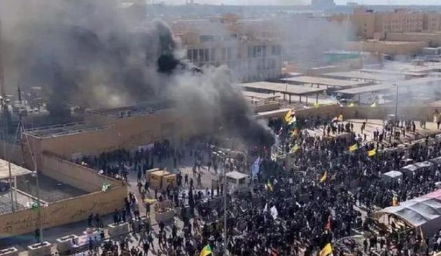 历史揭秘|20年前大使馆遭轰炸,为啥不还击?美至今才醒悟:这是东方智慧