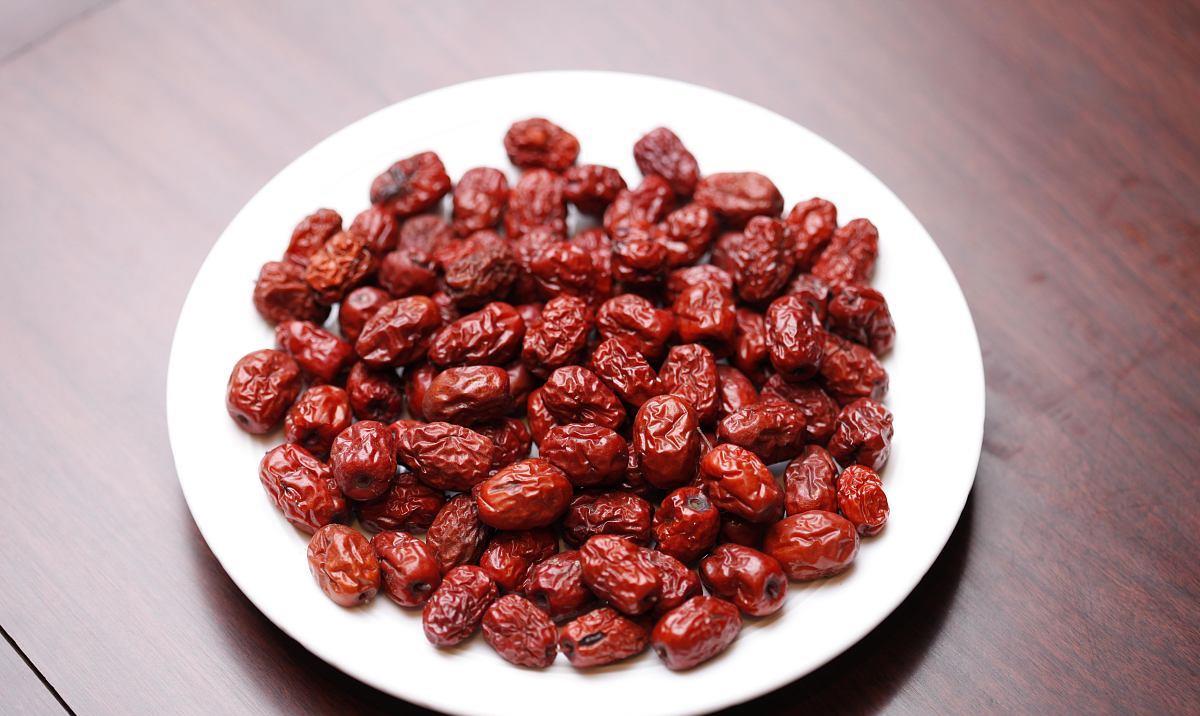 熬夜|不论男女，“吸阳事”劝你再喜欢也要忍住，别太放纵自己