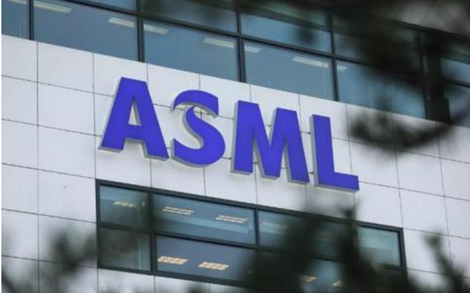 光刻机|中科院突破5nm激光光刻，中芯国际发声，暂不需要EUV光刻机