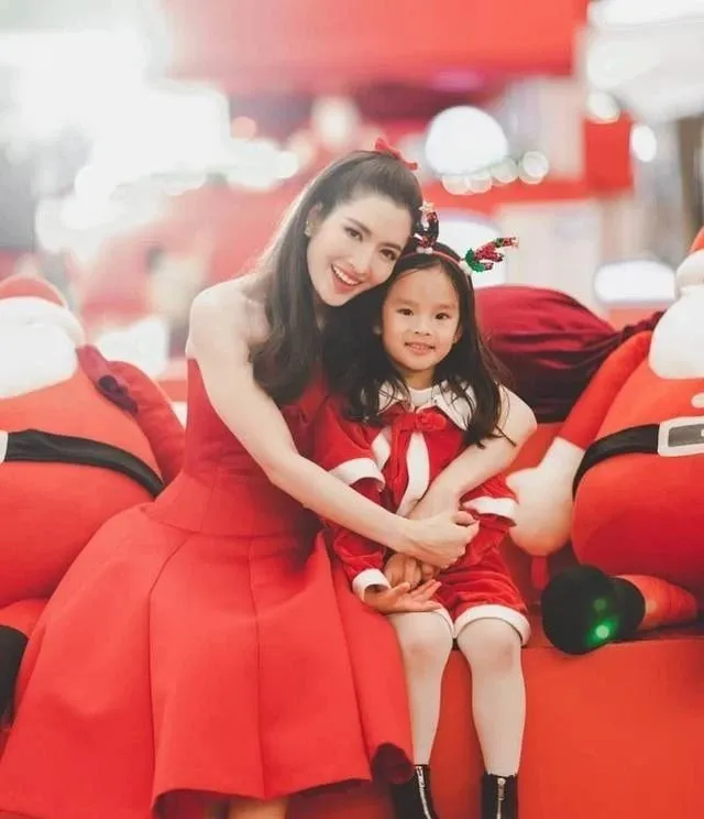 重生之爱@她终于回来了！Aff携手当红泰星Tor出演新剧《重生之爱》，又要入坑了！