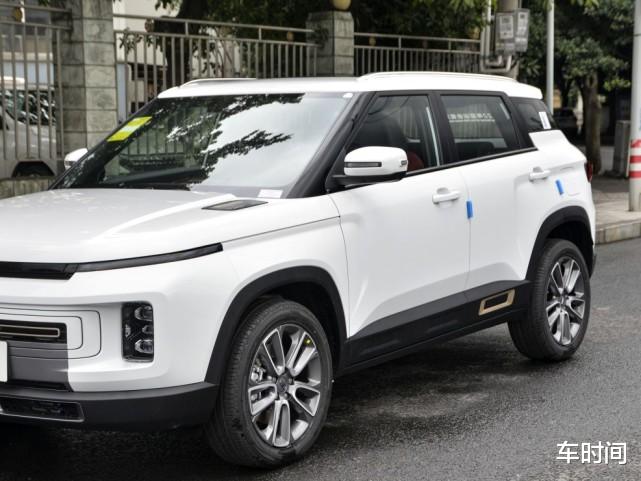 吉利汽车|吉利又成功了，上市首月拿下27000台，号称小路虎，比宝马还帅