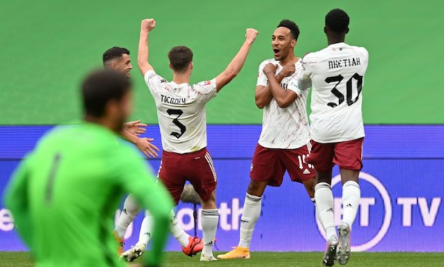 英超|开场12分钟丢球!英超冠军惨遭英超第八逼入绝境,克洛普一脸黑线