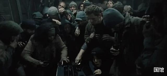 骗保▲人人都厌恶读书，会成什么样子：比纵欲更可怕的，是垃圾快乐成瘾