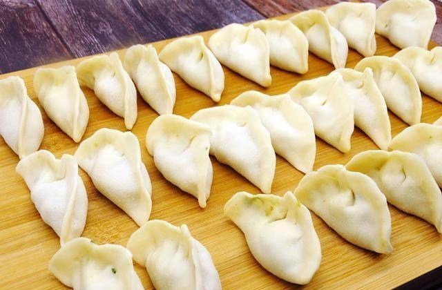 『饺子』自助水饺20元一位感觉好划算，掏钱去吃了一顿，才发现是有套路的