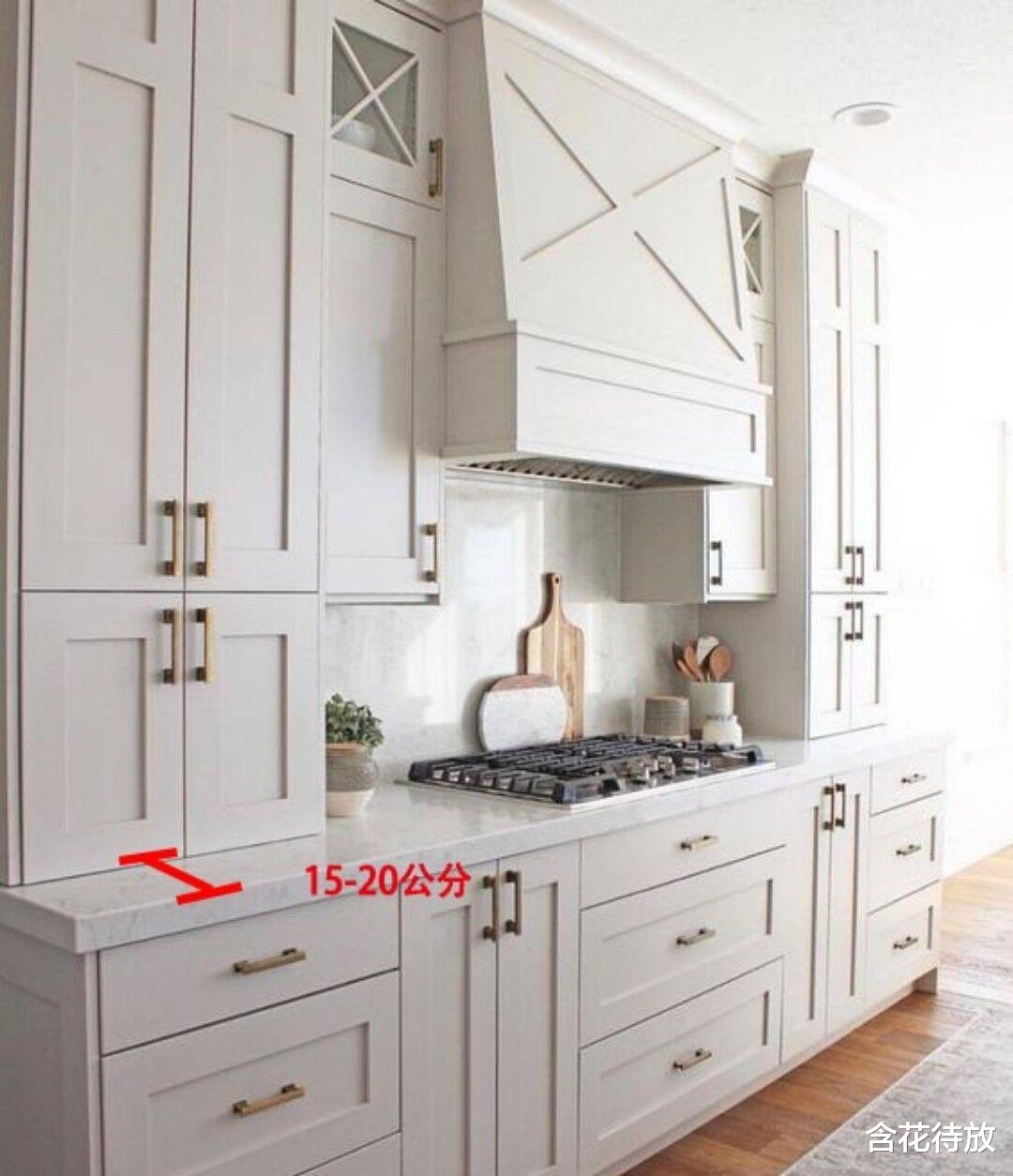 |厨房别光做吊柜，不实用还占地方，延伸到底落到台面上实用又美观