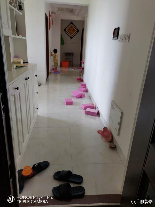 |娶了个邋遢媳妇,35万装修的新房半年住成狗窝,看一次心酸一次