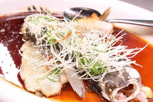 「物种入侵」继小龙虾后,我国又一物种入侵被一锅端,味道鲜嫩,完全不输本土鱼!