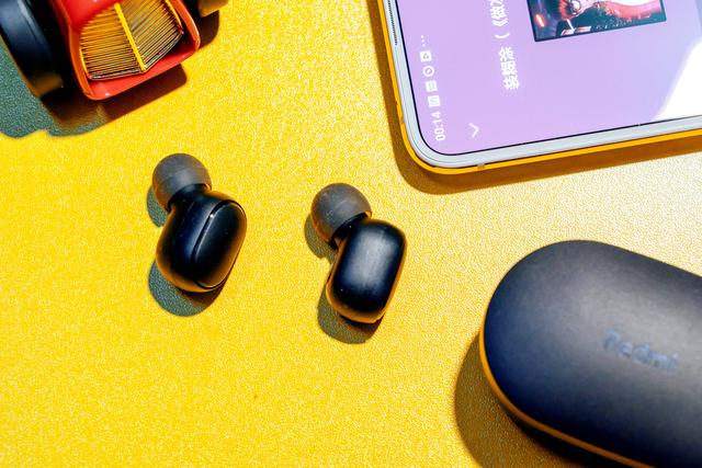 红米手机|Redmi Air Dots 2开箱：真无线耳机创记录的新低价