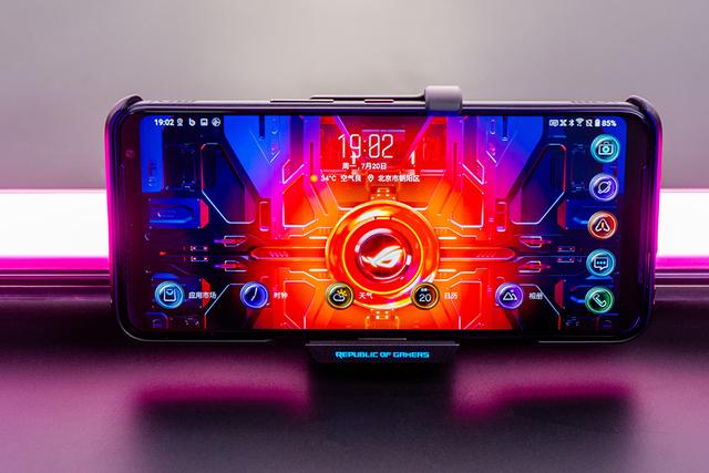 5g手机|华硕黑鲨红魔联想，已经推出的新一代游戏手机谁最热？