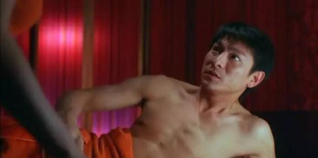 #陈奕迅#陈奕迅、梁家辉、张学友、刘德华，在这部电影里，一个比一个污