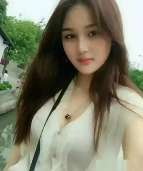 《菩萨蛮》——多少梦又幻，谁解思悄然？