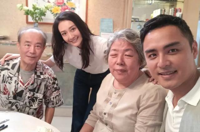 『我们相爱吧』《我们相爱吧》9对CP感情结局曝光,娱乐圈远比你想象的虚伪