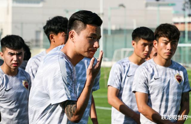 「马达洛尼」马达洛尼：在中国 当灾难来临之际，祖国就在身边！我正考虑着接家人过来