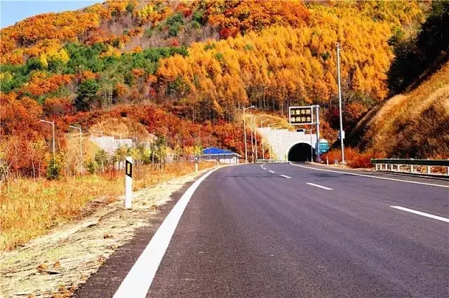 自驾|全国最早一波秋色来了!这6条自驾路线,9、10月美成天堂