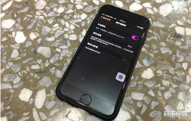 |手机有那么多颜色,为什么会有那么多的人,坚持购买黑色的手机?